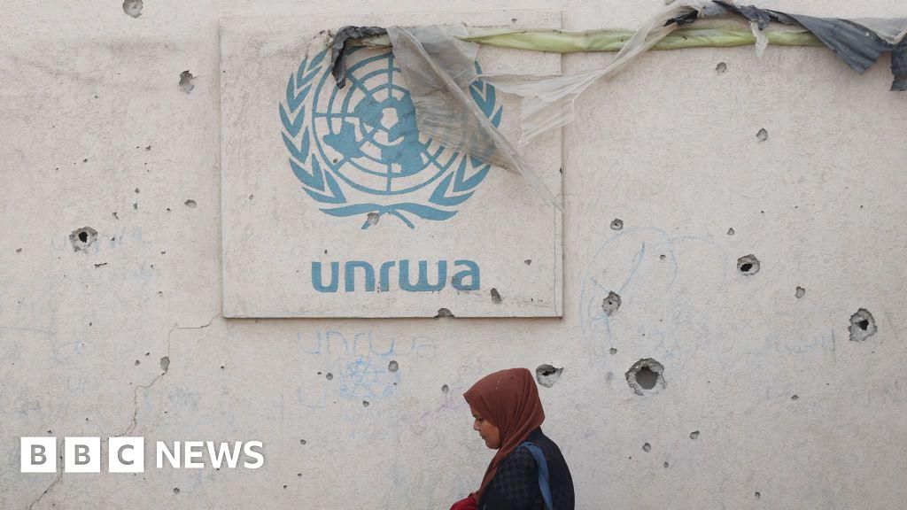 Unrwa: Israel bans UN Palestinian refugee agency, raising Gaza aid fears