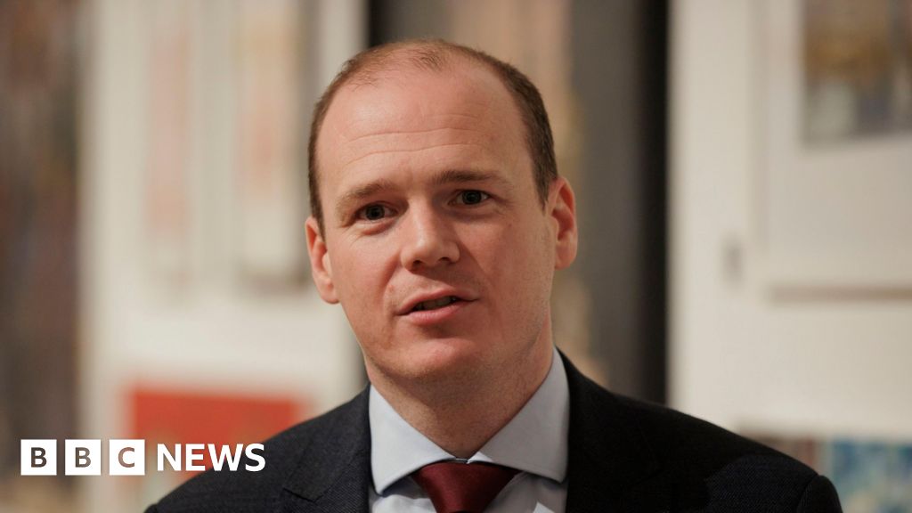 Benefit fraud in Northern Ireland rises to £233m, says minister