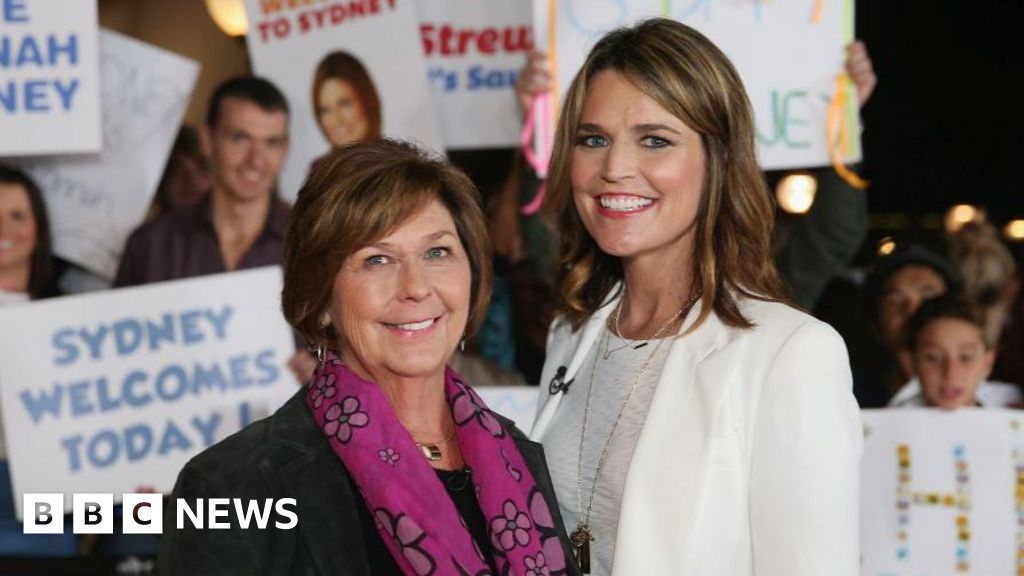 Savannah Guthrie Makes New Appeal for Mother’s Release as FBI Examines Glove Savannah Guthrie Makes New Appeal for Mother’s Release as FBI Examines Glove