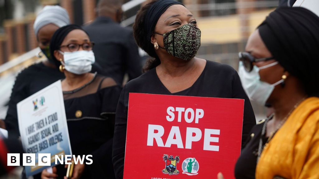 ألقت الشرطة في نيجيريا القبض على 15 شخصًا بعد انتشار مقطع فيديو للتحرش الجنسي المزعوم في المهرجان