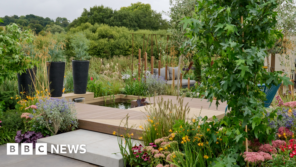 Businesses team up to win best showcase garden