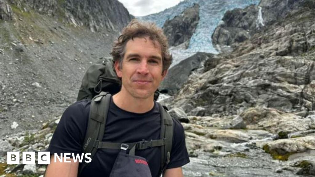 Urgent Search Underway for Missing US Journalist Alec Luhn in Norway