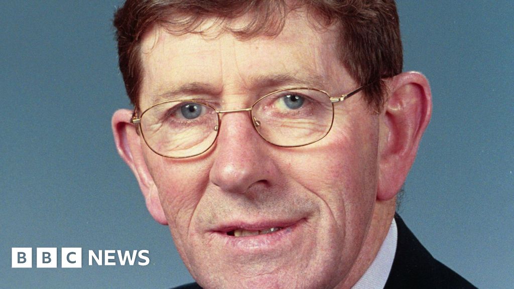 Veteran SDLP Politician Tommy Gallagher Dies Aged 82