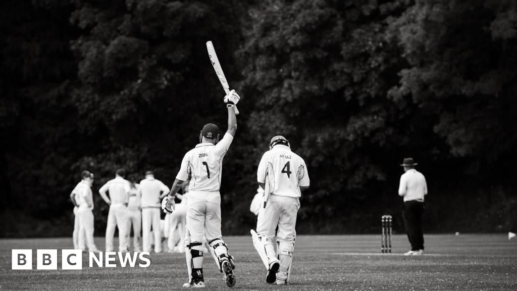 Oxford cricket club players discuss mental health benefits