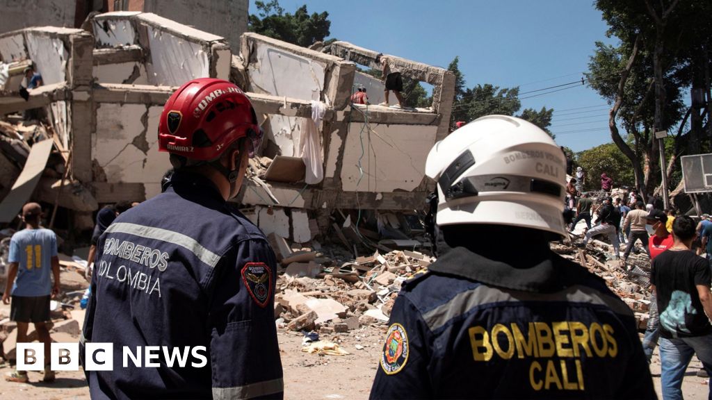 At least 132 killed in Colombia's largest  earthquake in years
