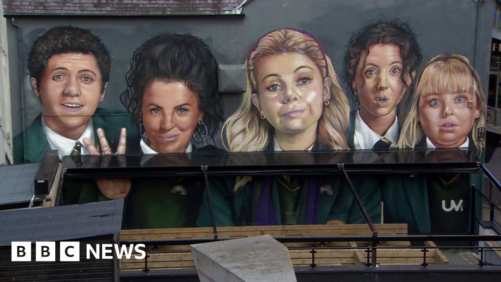 Derry Girls mural 'split in half' by bar awning