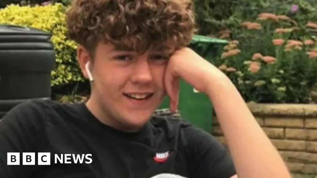 New charitable trust in memory of murdered teenager Olly Stephens
