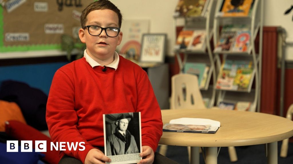 Aberfan survivor shocks boy with message he never expected to hear