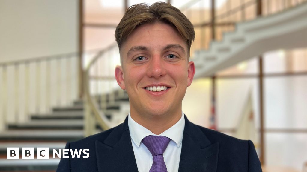 I don't care about my age, 19-year-old Reform council leader tells BBC