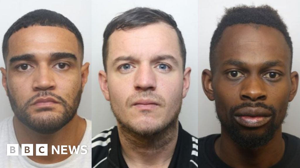 Bristol gang jailed for £4.5 cocaine conspiracy in South West - BBC News