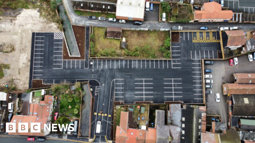 bbc.co.uk - Kevin Shoesmith - Replacement car park to open in Driffield as part of Aldi deal