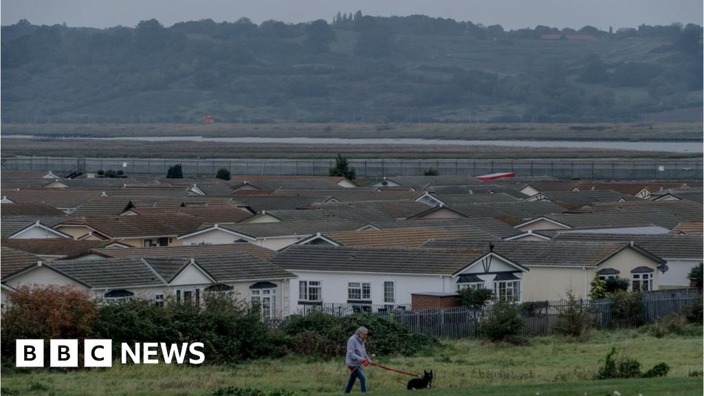 Canvey Island Residents on why they want independence BBC News