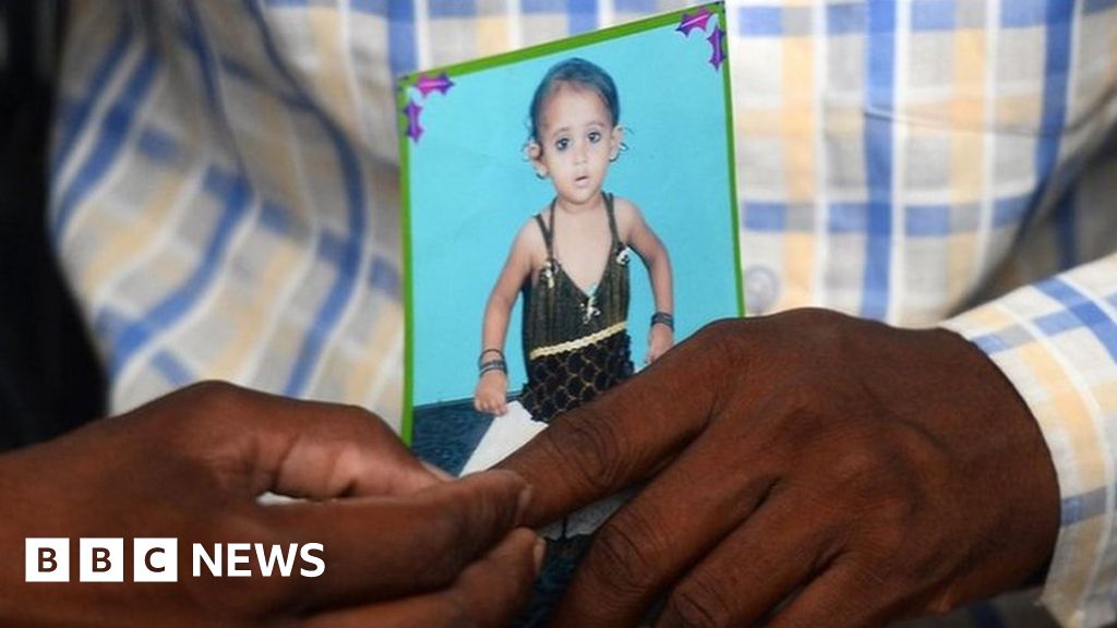 India's Gorakhpur Hospital: The Night The Children Died - BBC News