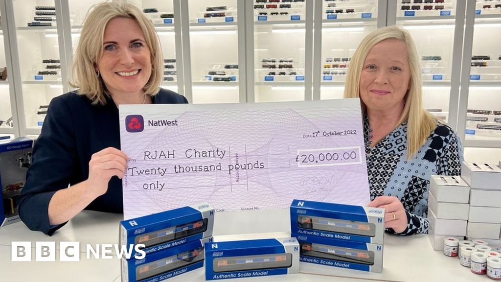 Robert Jones and Agnes Hunt Hospital charity's £20k model train boost