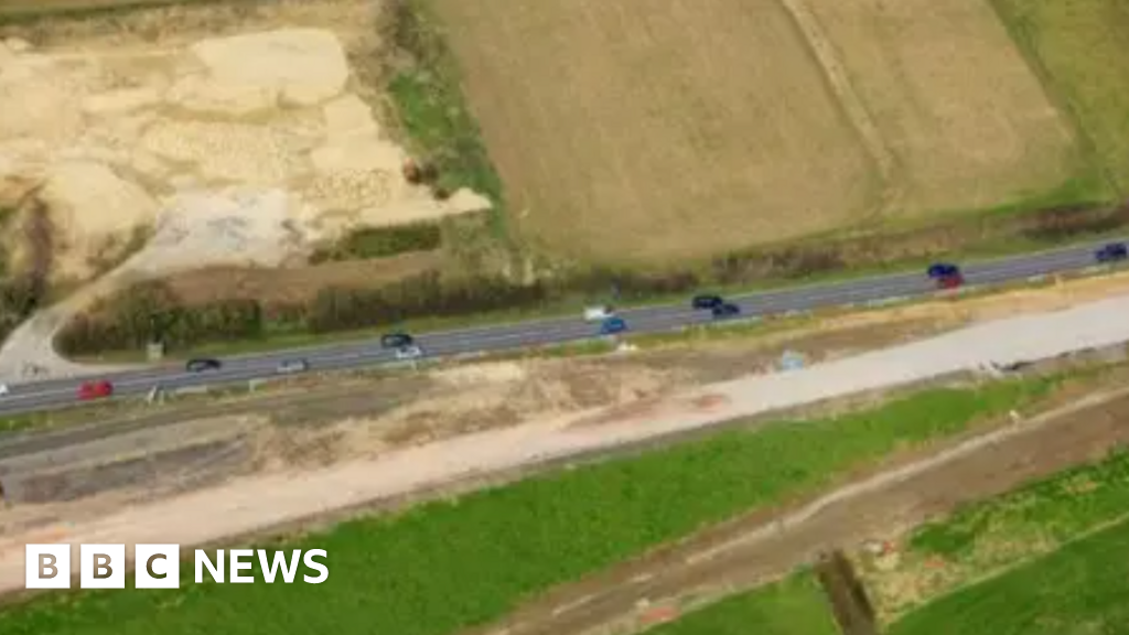 Overnight road closure for Somerset A303 dualling scheme BBC News