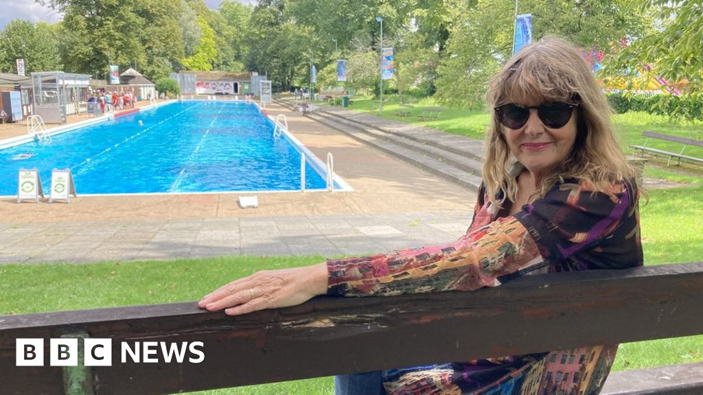 Jesus Green Lido: Cambridge 'people's pool' turns 100