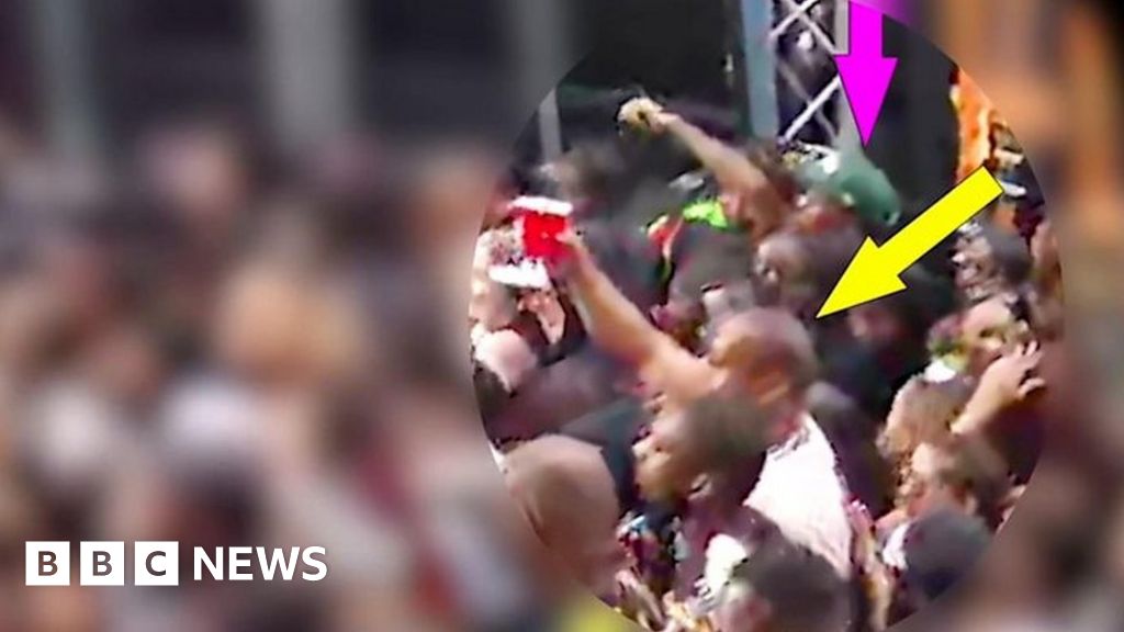 Notting Hill Carnival: CCTV issued after sex attack on Met PC