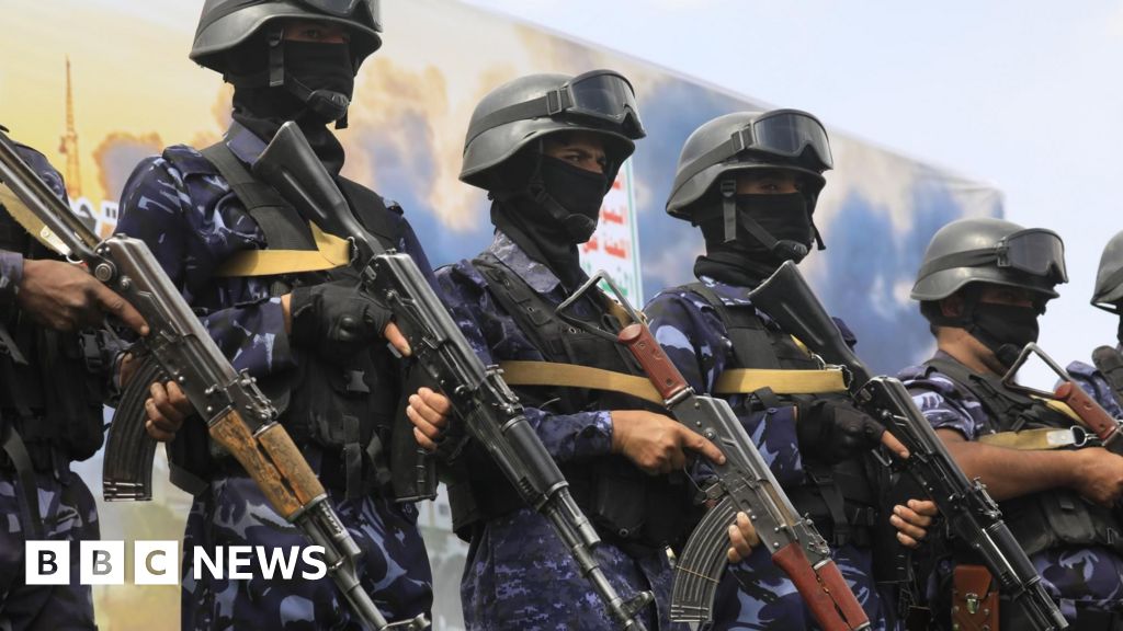 Houthi strikes allegedly result in the deaths of at least 30 Yemeni government troops. Houthi strikes allegedly result in the deaths of at least 30 Yemeni government troops.