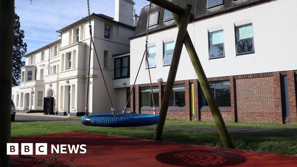 Tewkesbury children's home closes over 'safety concerns' BBC News