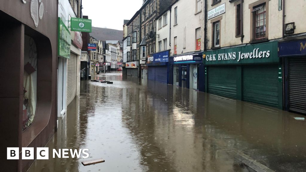 Storm Dennis: How to check river levels for flooding