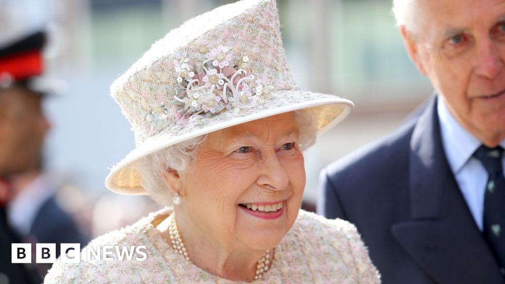 Queen's Sapphire Jubilee Call to mark milestone with bank holiday