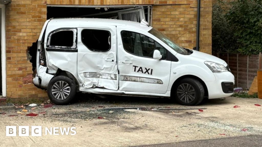 Four Arrested Over Taxi Crashes Into Banbury House