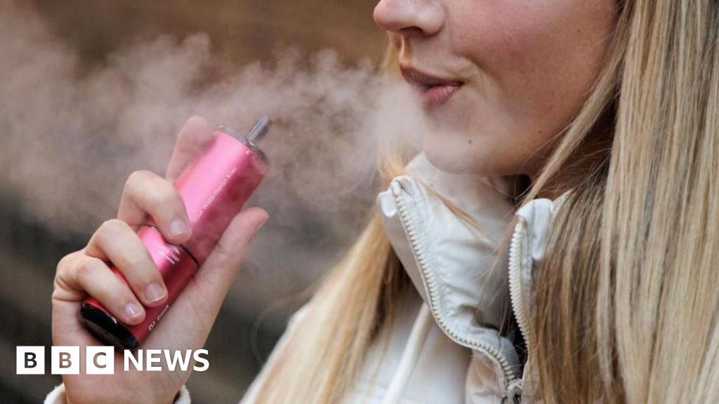 Wellingborough police seize 75k in illegal vapes