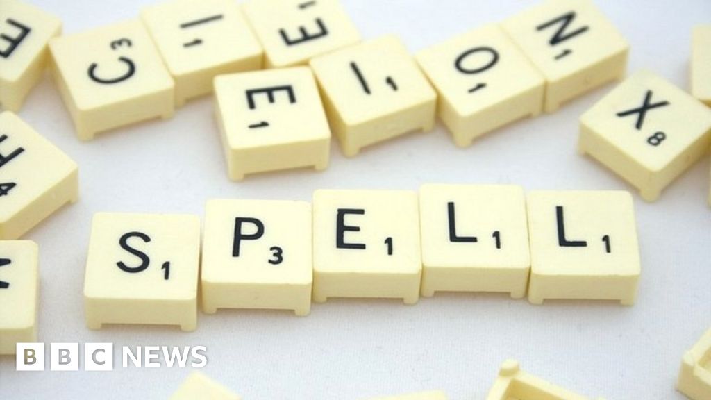 Scrabble gets 300 new words in US dictionary revamp - BBC News