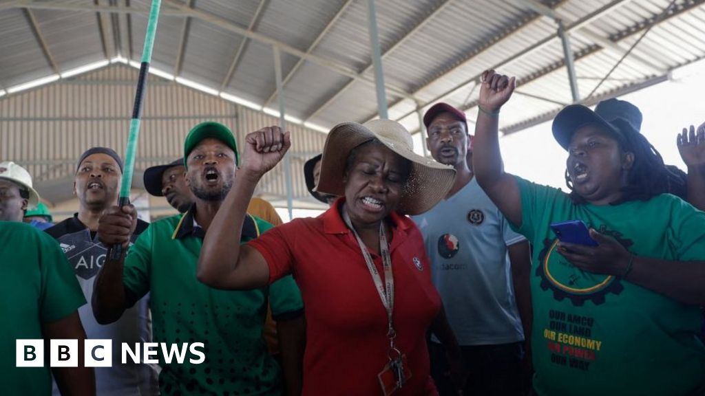 ‘Situación de rehenes’ en la mina Gold One: los mineros sudafricanos hablan de escapar