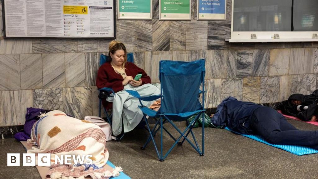 <div>Kyiv hit by 'massive' Russian attack, mayor says</div>