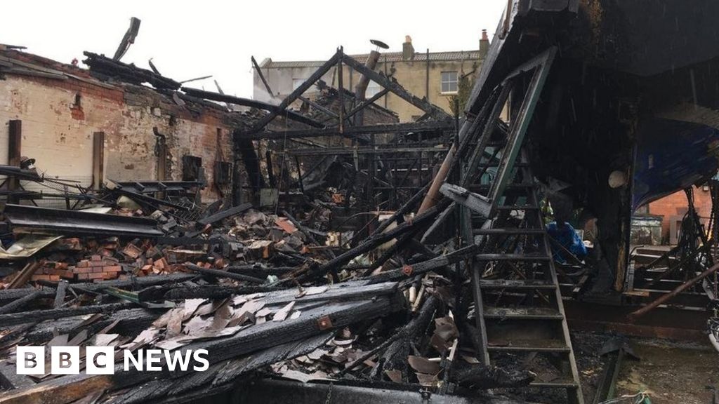 Arrest as Bristol Underfall boat yard fire deemed 'suspicious'