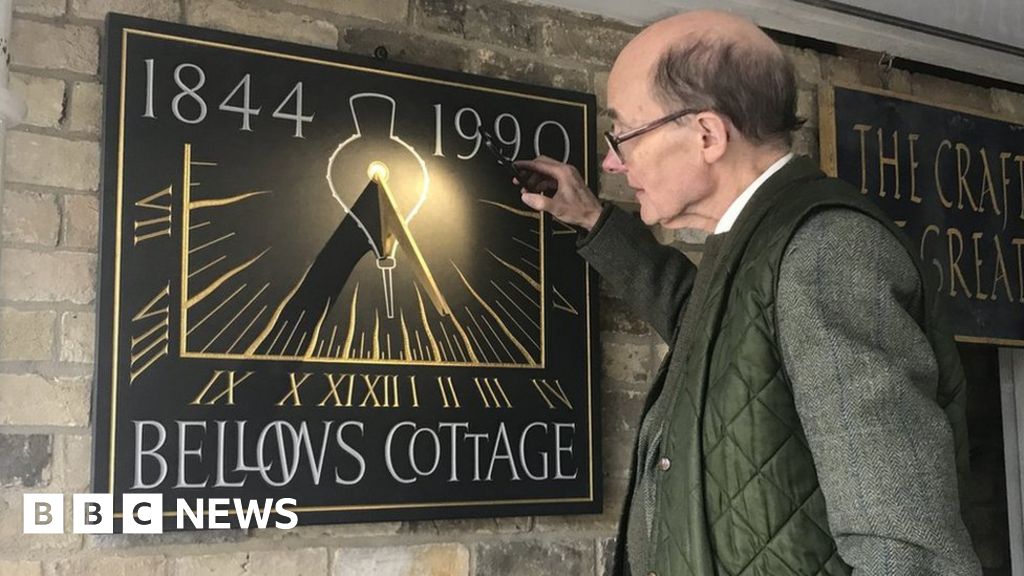 Cambridge time expert fears sundials are 'old hat'