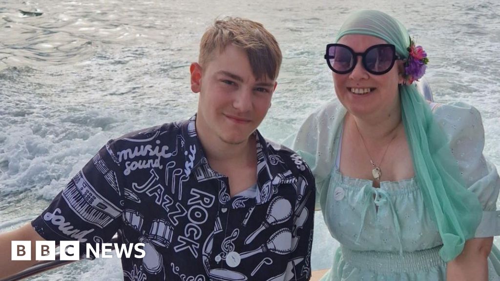 Terminally ill Hatfield mum thanks donors for her final holiday