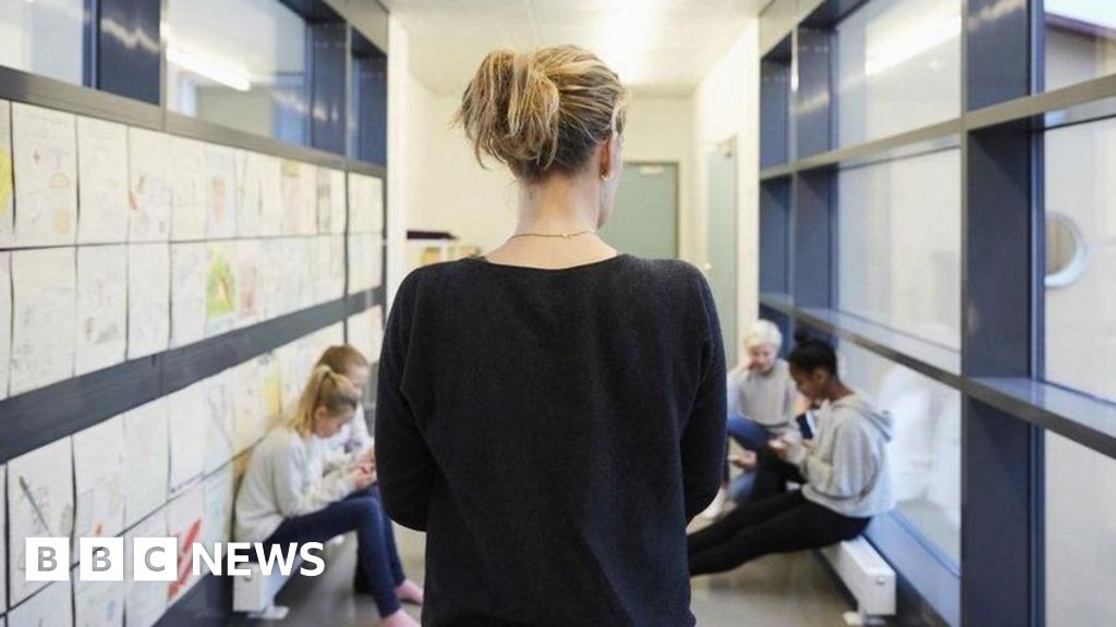 Violence against teachers still 'widespread and harmful'