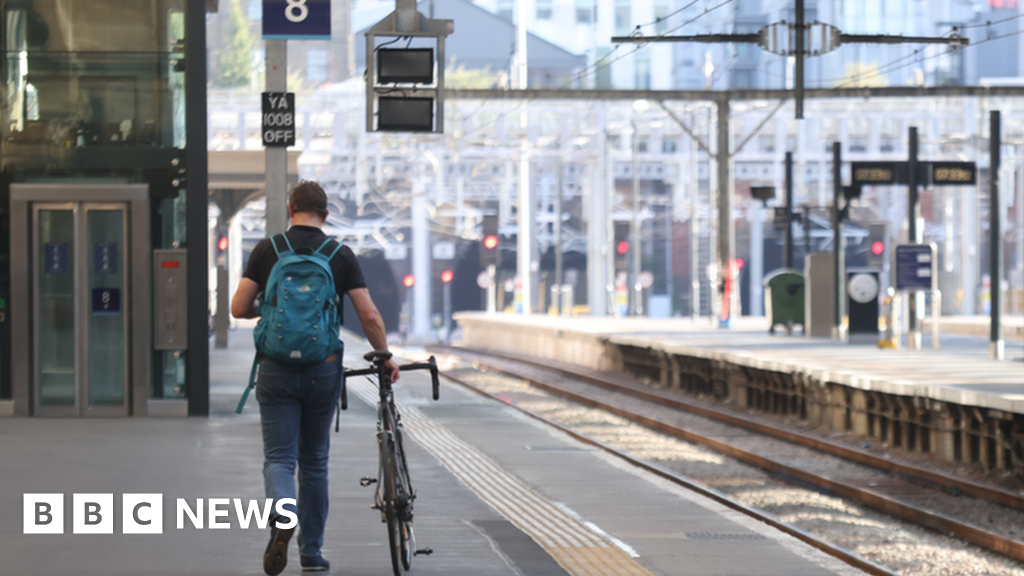 Rail strike: Thursday's walkout will go ahead, says the RMT union