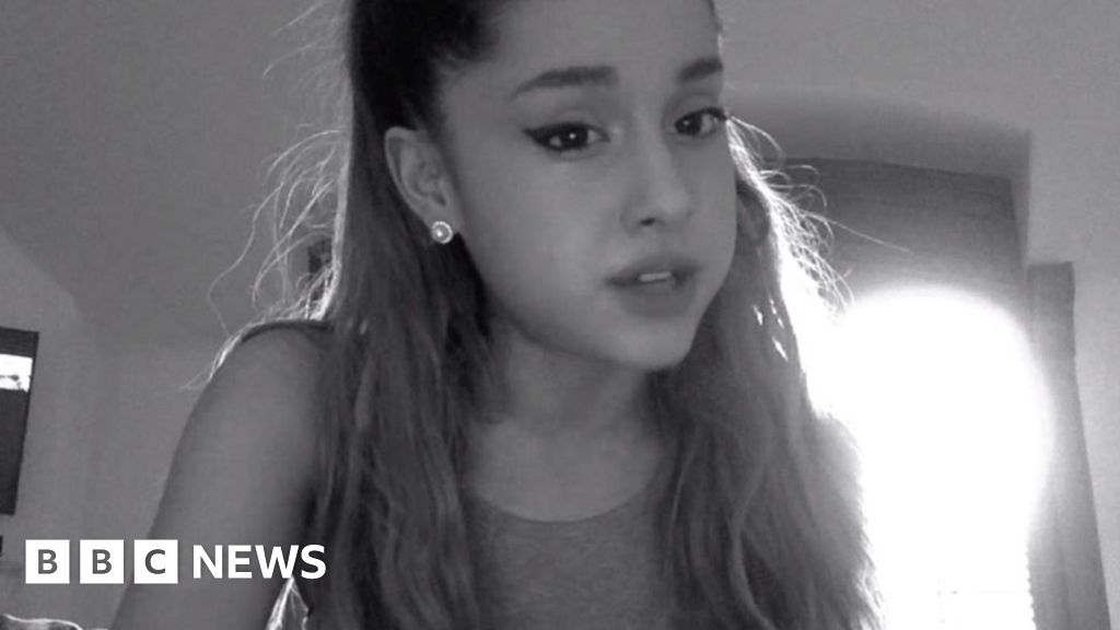 Ariana Grande Makes Video Apology For Licking Doughnuts Bbc News