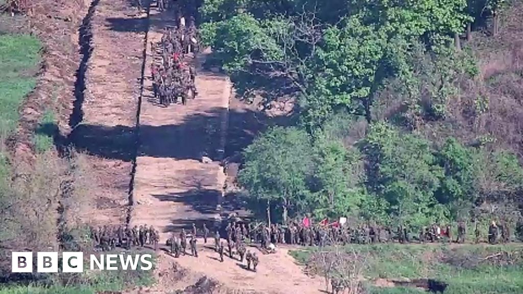 Войници на НК пресичат границата, предизвиквайки предупредителни изстрели