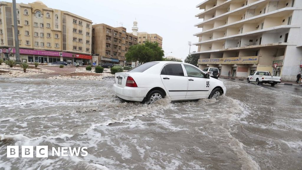 Qatar orders inquiry after rain exposes construction flaws - BBC News