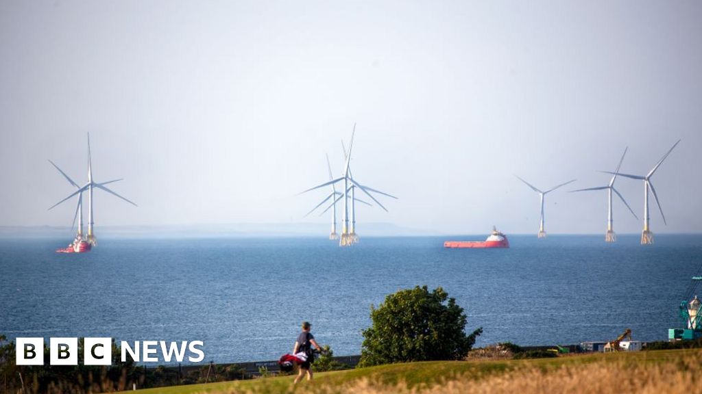 Hundreds of civil service jobs to be relocated to Aberdeen – BBC News