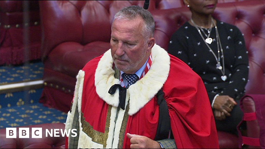 England cricketer Ian Botham introduced to House of Lords - BBC News