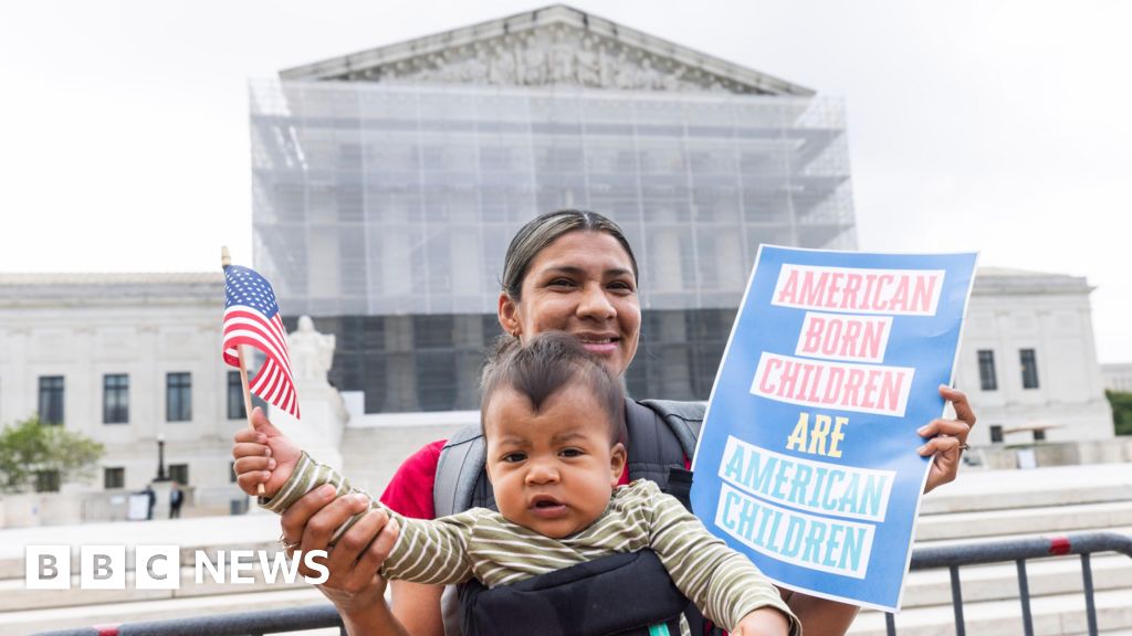 US Supreme Court divided over judges' power in citizenship case