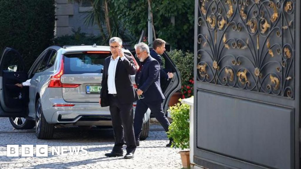 Iran meets European diplomats for renewed nuclear talks thumbnail