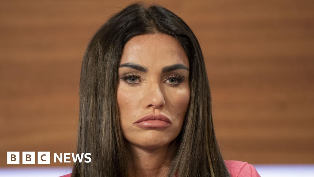 Warrant issued for Katie Price's arrest