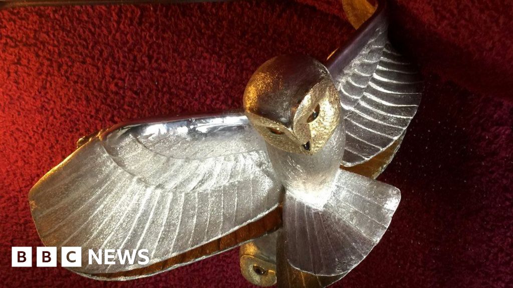 Treasure hunter finally finds Golden Owl after decades