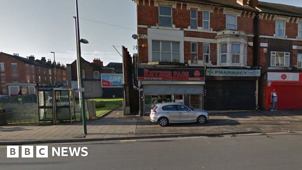 Kebab shop fined over 'faeces in food'