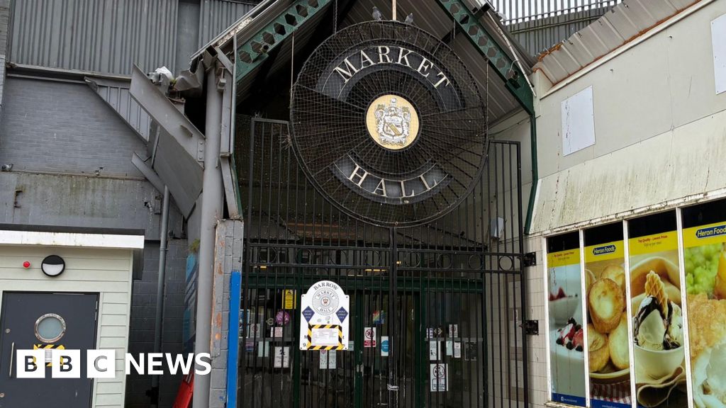 bbc.co.uk - Jason Arunn Murugesu - Barrow market traders get compensation after closure