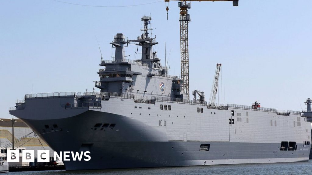 Egypt warship: First French-made Mistral ship handed over - BBC News