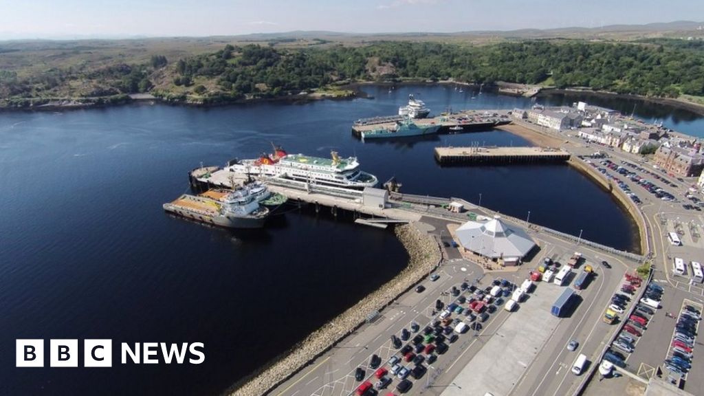 Test holes drilling for Stornoway's deepwater port plan BBC News