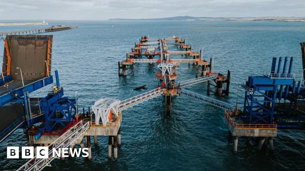 Holyhead port damaged before Storm Darragh peaked