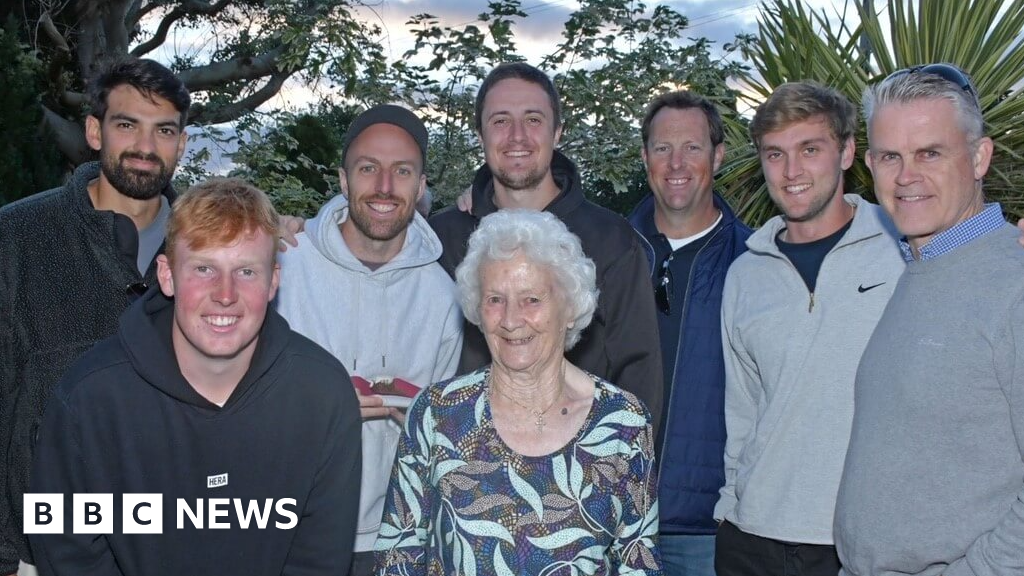 Somerset County Cricket Club holds memorial for super fan